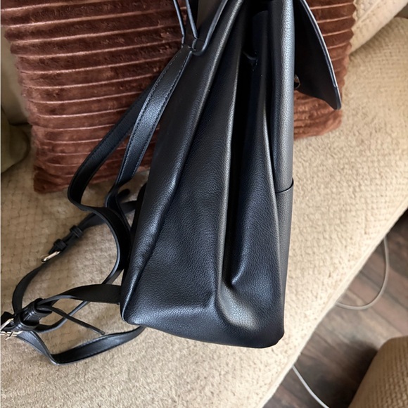 Zara Backpack - Picture 5 of 6